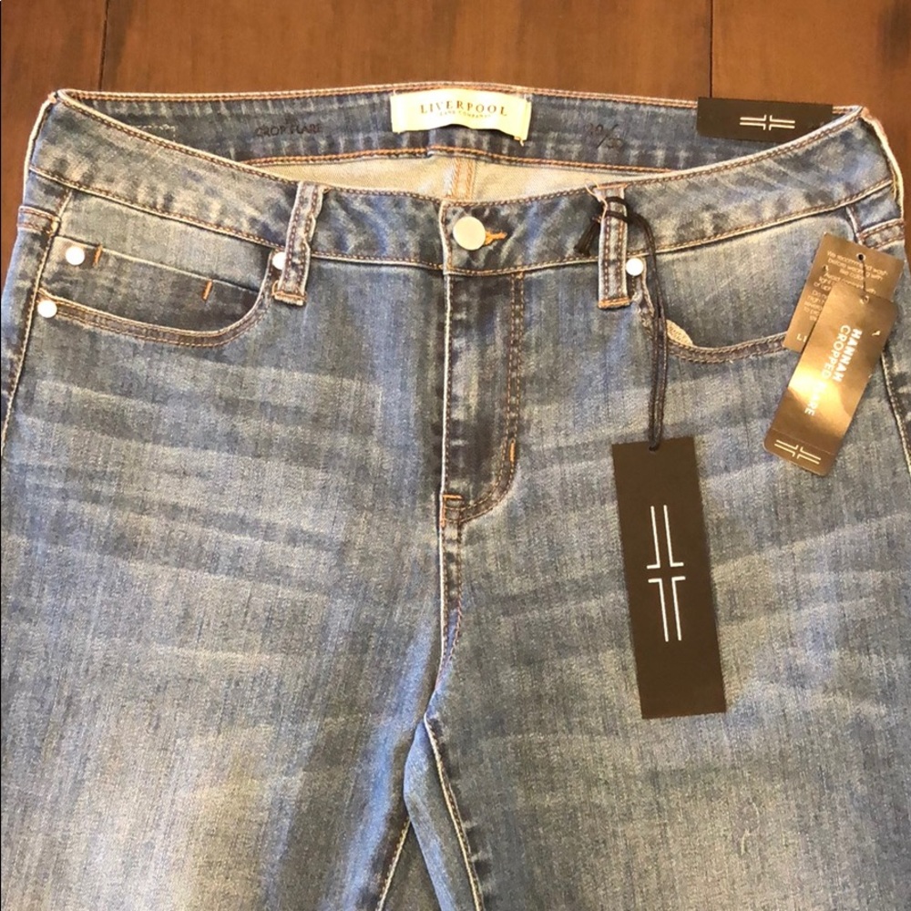 Liverpool Hannah Cropped Flare Jeans NWT Size 10